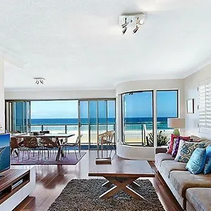 https://gold-coast-beachfront-mansion.queenslandhotels.net
